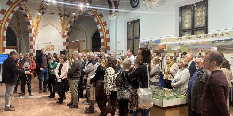 Megnyílt a Magyar Talajtani Társaság időszakos kiállítása a Vajdahunyadvárban